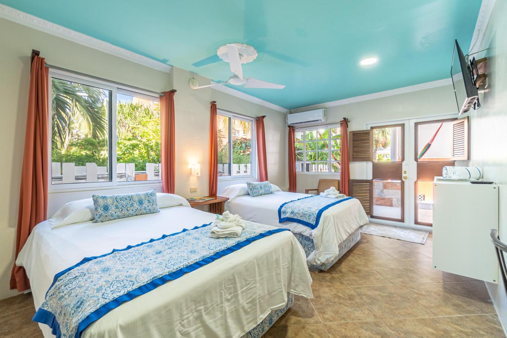 Island Magic Beach Resort Caye Caulker Exterior foto